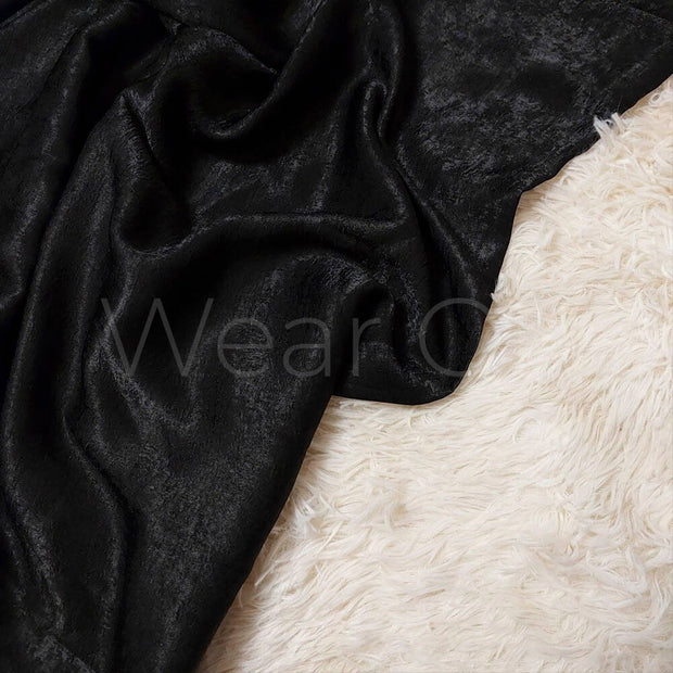 Velvet – Black